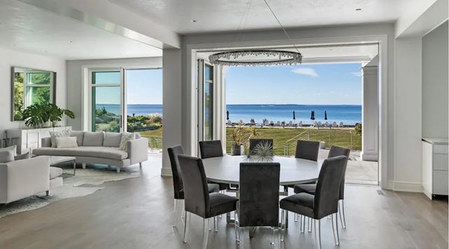 5 Things to Consider When Building a Coastal House