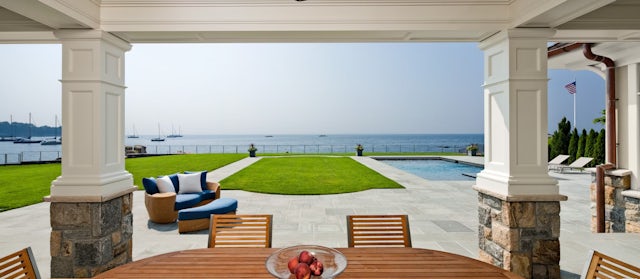 Maximizing Outdoor Spaces: Trends in Luxury Home Landscapes